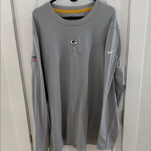 Nike Gray Long Sleeve Men's Tee with Logo